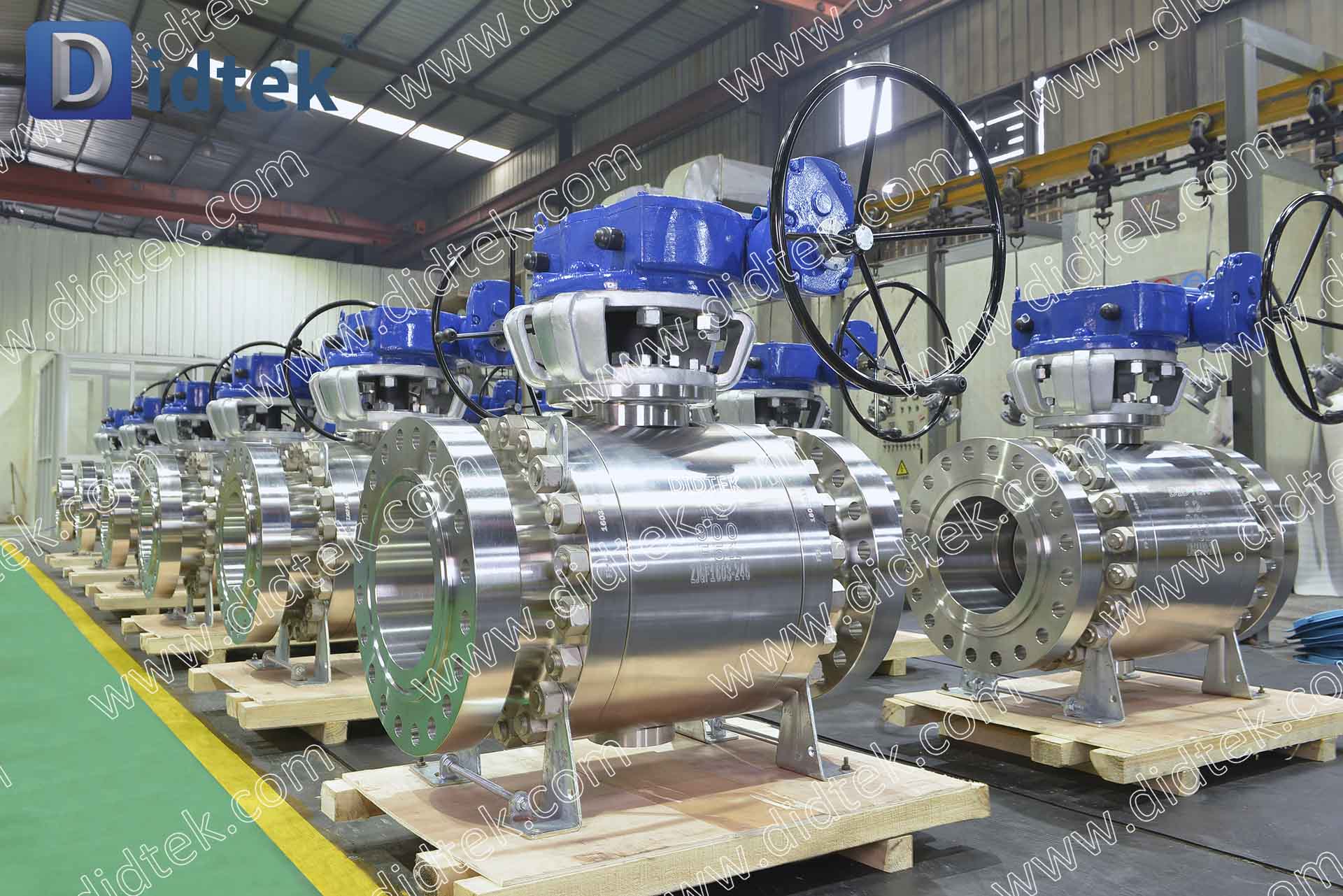 B-4 DIDTEKFTBV-Duplex SS F51 Valvola a sfera trunnion anticorrosione per alte temperature